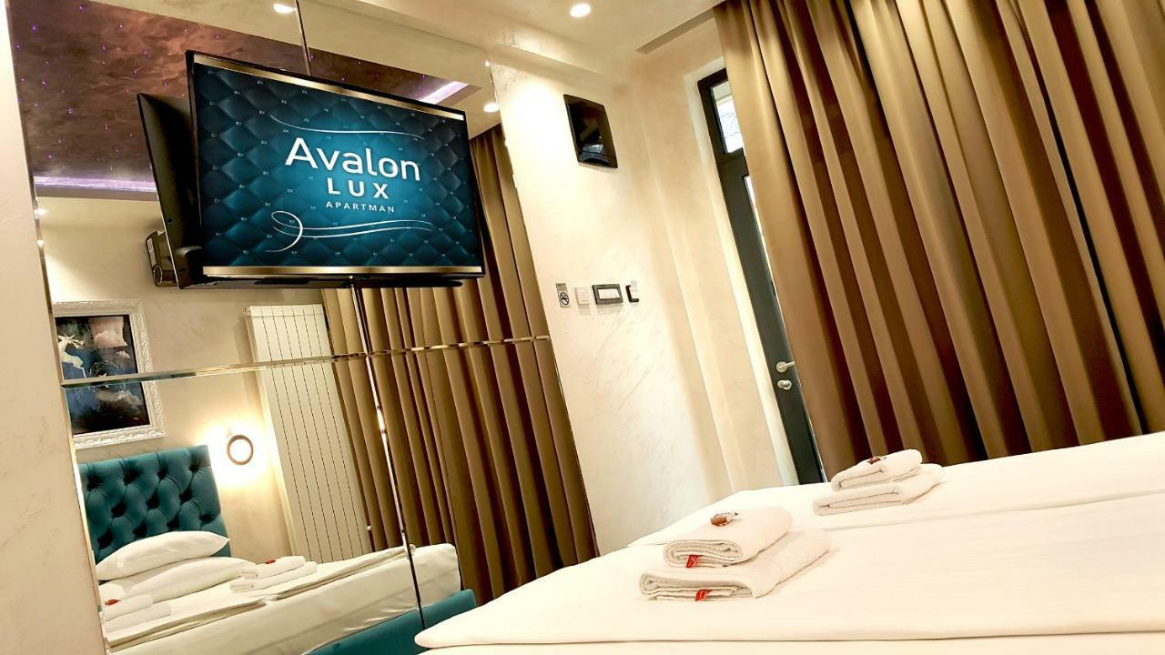 Avalon Lux Studio Apartment Нови-Сад Экстерьер фото